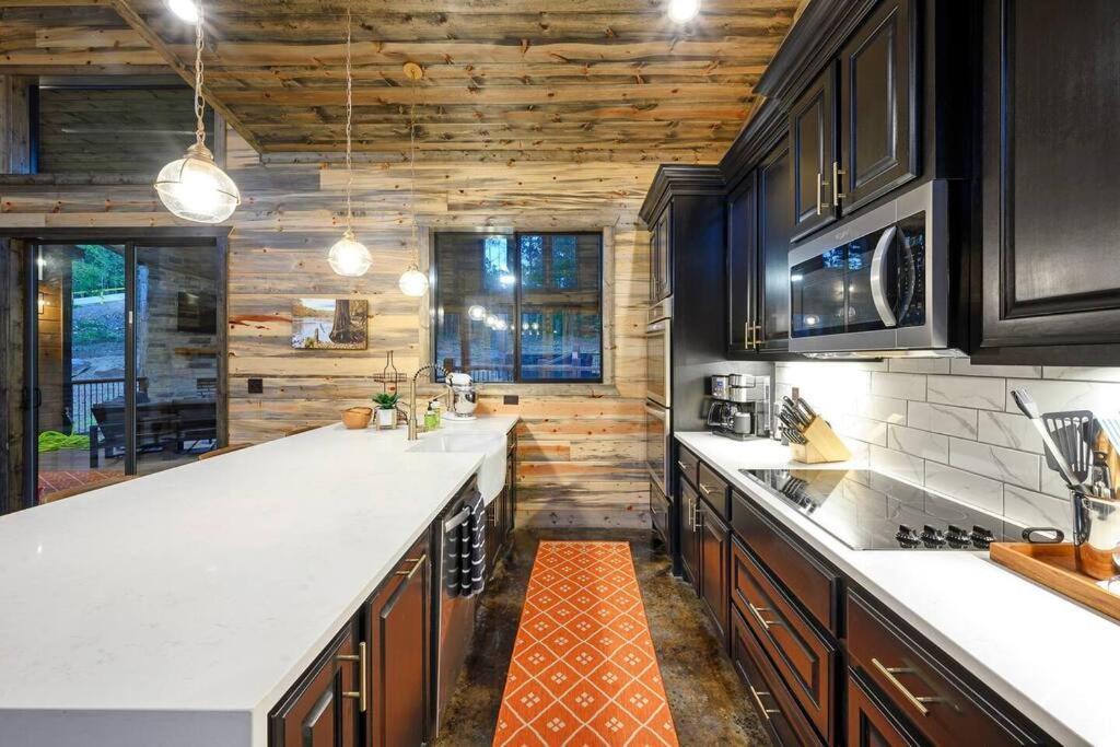 Ember Skye Cabin - 2 Bdr & Bunk Nook/2.5 Bath Broken Bow Esterno foto