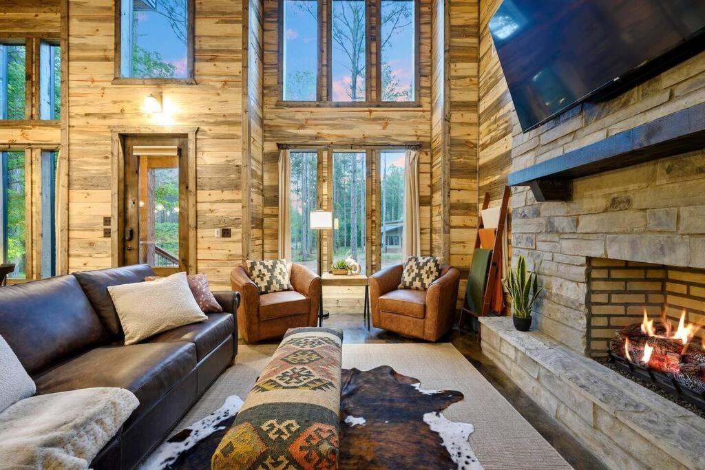 Ember Skye Cabin - 2 Bdr & Bunk Nook/2.5 Bath Broken Bow Esterno foto