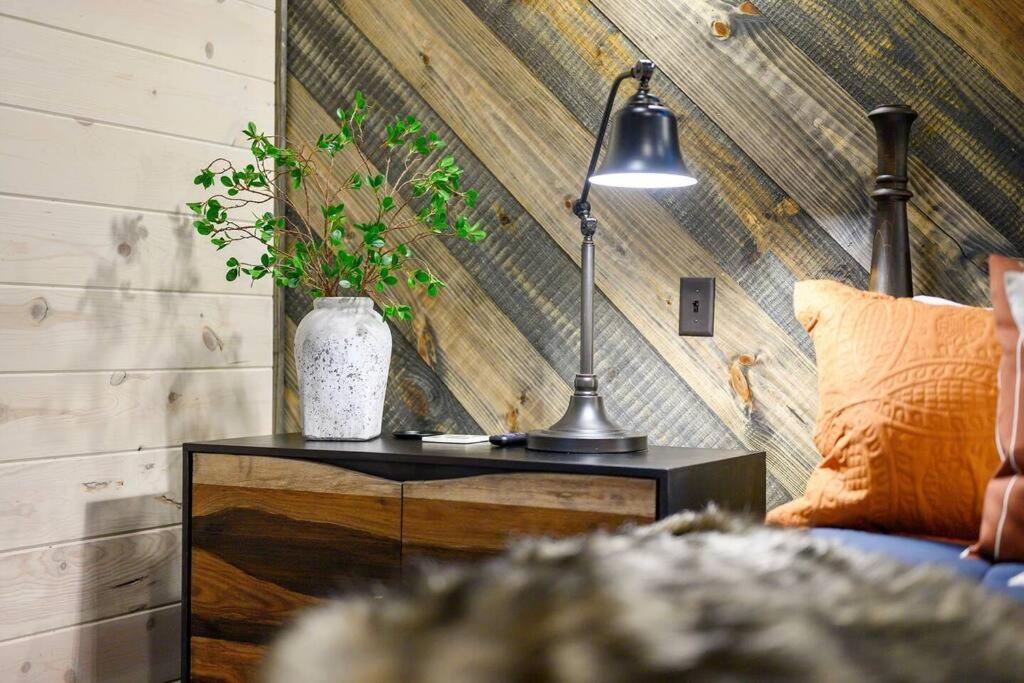 Ember Skye Cabin - 2 Bdr & Bunk Nook/2.5 Bath Broken Bow Esterno foto