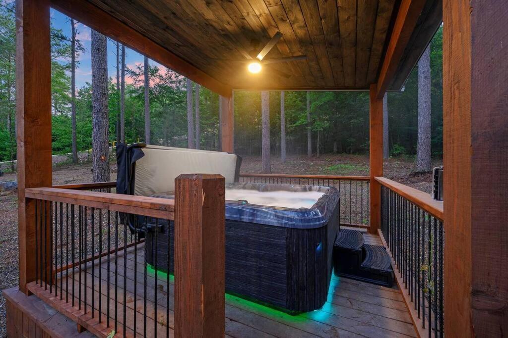 Ember Skye Cabin - 2 Bdr & Bunk Nook/2.5 Bath Broken Bow Esterno foto