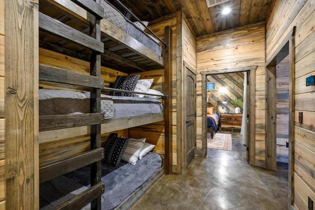 Ember Skye Cabin - 2 Bdr & Bunk Nook/2.5 Bath Broken Bow Esterno foto