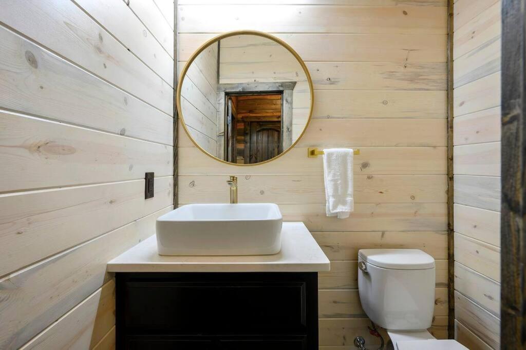 Ember Skye Cabin - 2 Bdr & Bunk Nook/2.5 Bath Broken Bow Esterno foto