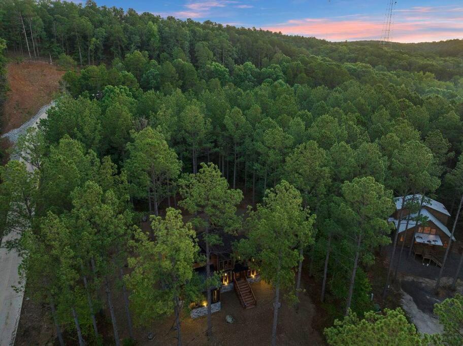 Ember Skye Cabin - 2 Bdr & Bunk Nook/2.5 Bath Broken Bow Esterno foto